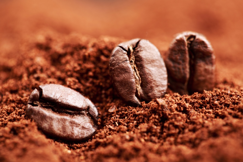 Comment moudre les grains de café 