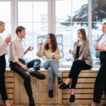 pause café bureau entre collègues